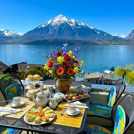 Thun Alps Scenic Views And Concierge By Swisshut Casa de férias